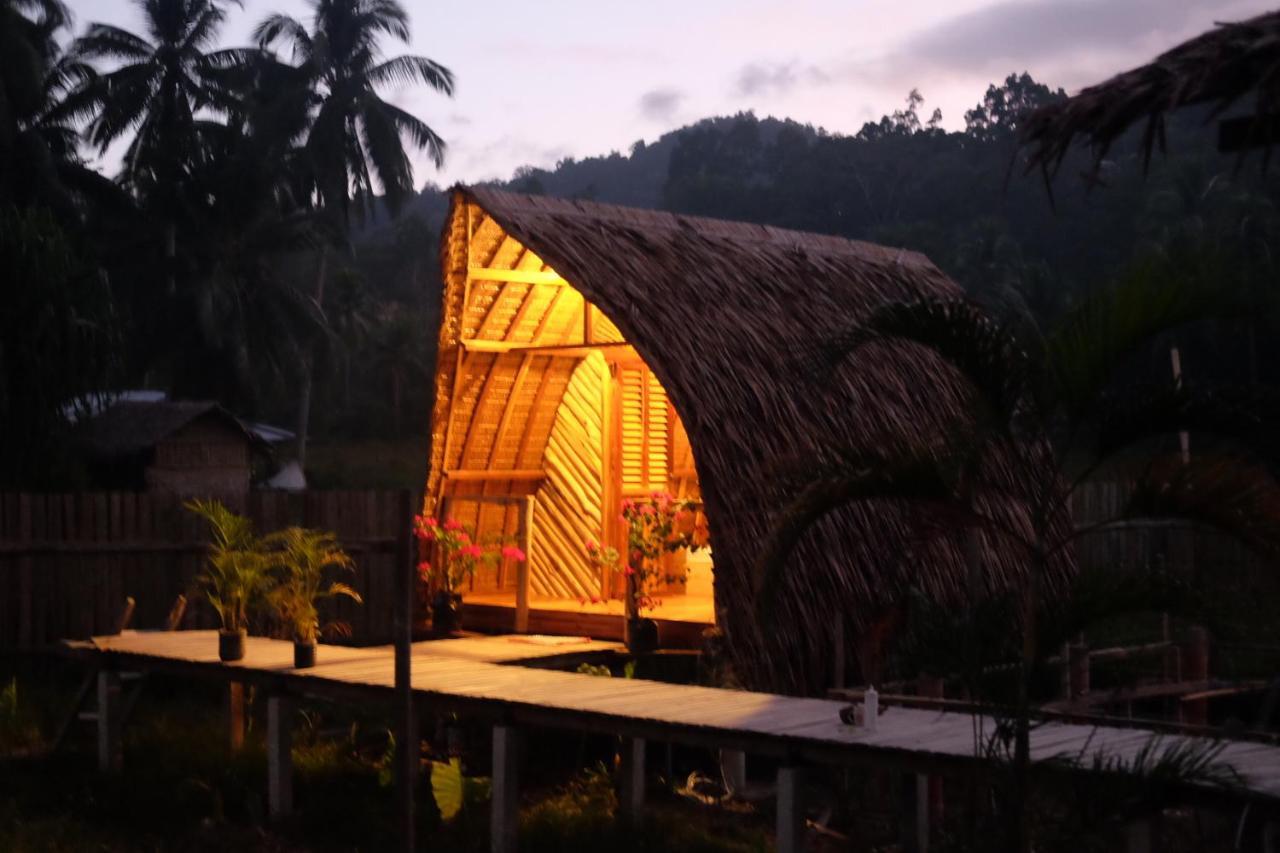 Palayan Paradise Huts 圣维森特 外观 照片