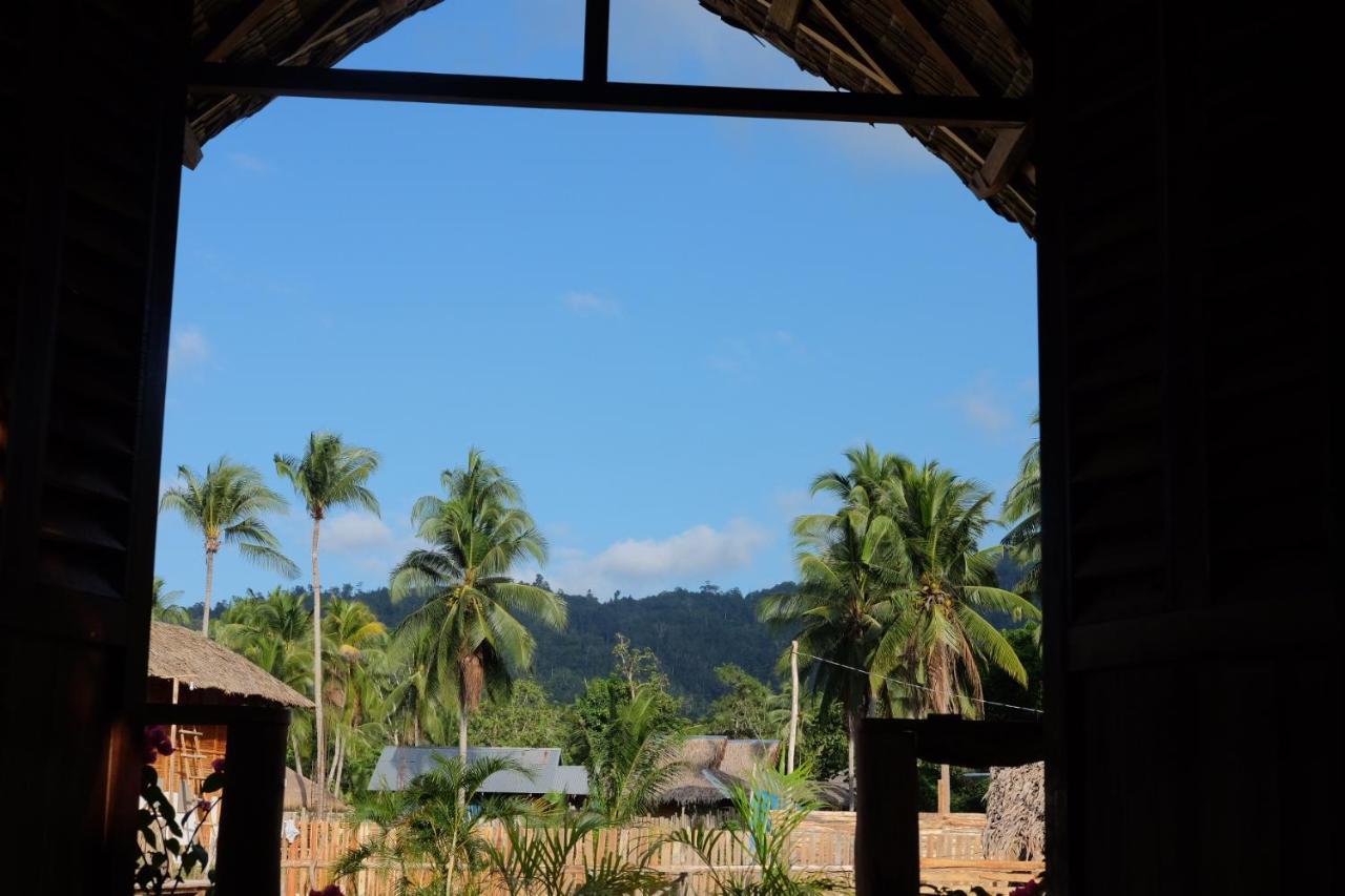 Palayan Paradise Huts 圣维森特 外观 照片